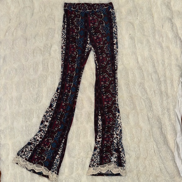 Boho bell bottom leggings - Picture 2 of 3